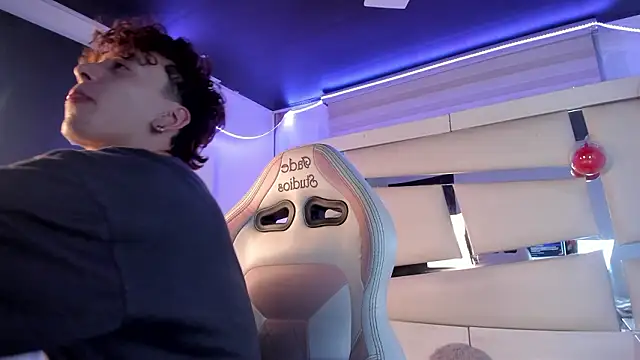 Snapshot of Genesis_ask chatting on January 17, 2026, 4:38 am Genesis ask online show from January 17, 2026, 4:38 am