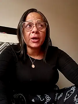 Snapshot of Angie_milf50 chatting on November 7, 2025, 3:16 pm Angie milf50 online show from November 7, 2025, 3:16 pm