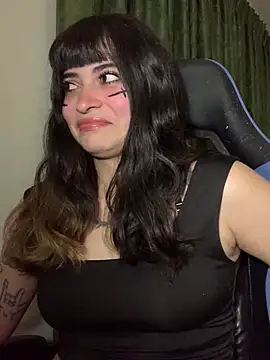 Snapshot of Annagoth_ chatting on February 24, 2026, 11:27 pm Annagoth online show from February 24, 2026, 11:27 pm