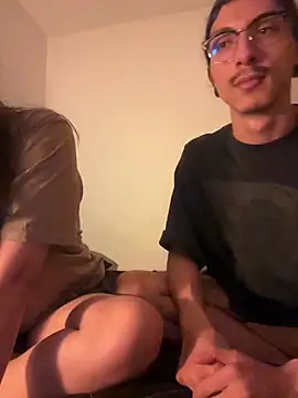Annagoth  online show from May 6, 2026, 2:04 am