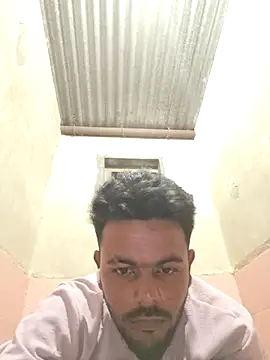 devil boy 0909 online show from November 26, 2025, 5:02 pm