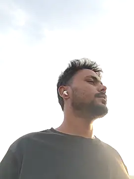 devil boy 0909 online show from February 2, 2026, 11:53 am