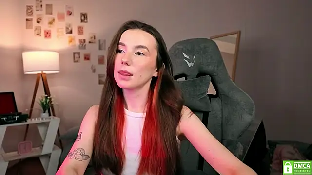 yourfrenchteacher online show from November 5, 2025, 4:37 am