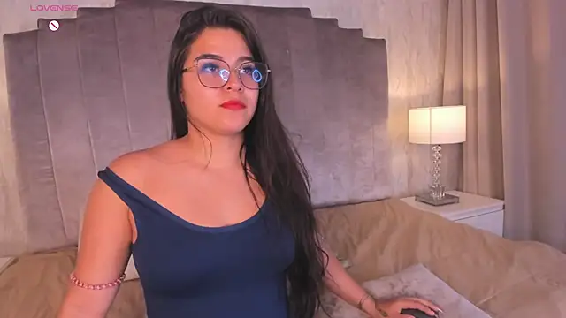 Snapshot of Melanie_hillz chatting on May 24, 2026, 11:15 pm Melanie hillz online show from May 24, 2026, 11:15 pm