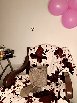 Snapshot of leona_sumiza chatting on November 16, 2025, 8:08 am leona sumiza online show from November 16, 2025, 8:08 am