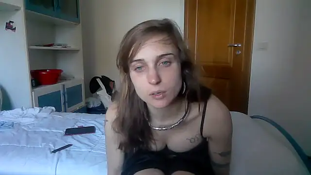 SinnEmily online show from February 21, 2026, 3:03 pm