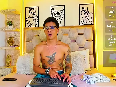 Andrew Haalls online show from October 28, 2025, 12:59 pm