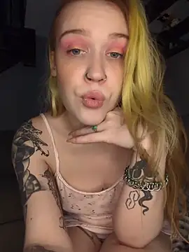 mattiethebaddieee online show from February 12, 2026, 2:44 am