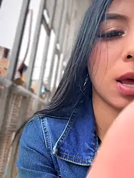 anny  18 online show from November 1, 2025, 5:40 pm