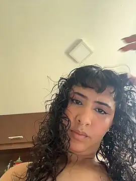 SugarTroubl33 online show from March 16, 2026, 1:59 pm