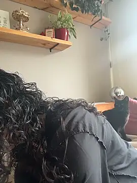 SugarTroubl33 online show from April 8, 2026, 3:02 pm