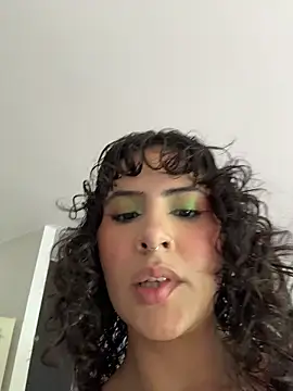 SugarTroubl33 online show from January 19, 2026, 2:10 pm