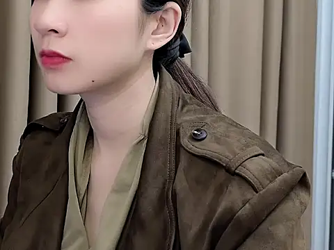 lvy-002 online show from November 12, 2025, 2:37 am