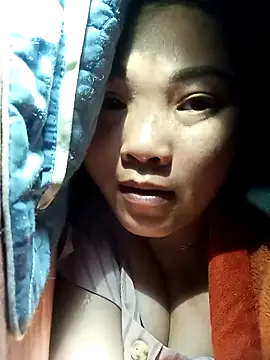 Snapshot of Lovebaby-love chatting on December 17, 2025, 9:53 pm Lovebaby-love online show from December 17, 2025, 9:53 pm