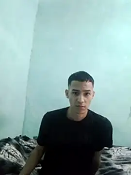 Snapshot of EncodingPuddle chatting on April 6, 2026, 3:57 pm EncodingPuddle online show from April 6, 2026, 3:57 pm