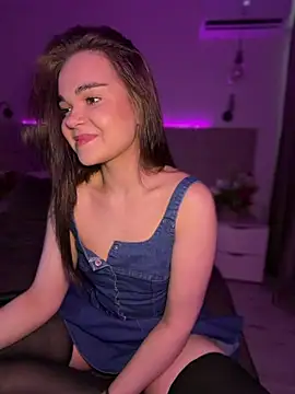 Snapshot of BabyShy- chatting on May 3, 2026, 11:52 pm BabyShy- online show from May 3, 2026, 11:52 pm