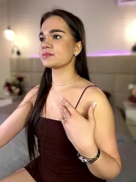 Snapshot of BabyShy- chatting on January 18, 2026, 11:41 pm BabyShy- online show from January 18, 2026, 11:41 pm