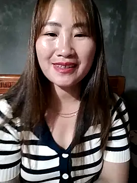 Snapshot of emini-xx chatting on March 22, 2026, 2:40 pm emini-xx online show from March 22, 2026, 2:40 pm