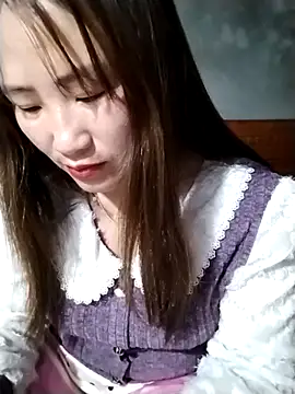 Snapshot of emini-xx chatting on March 16, 2026, 1:37 pm emini-xx online show from March 16, 2026, 1:37 pm