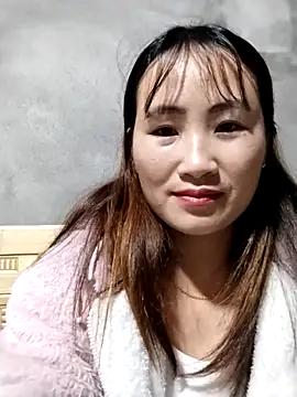 Snapshot of emini-xx chatting on November 25, 2025, 3:01 pm emini-xx online show from November 25, 2025, 3:01 pm