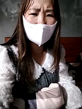 Snapshot of emini-xx chatting on March 12, 2026, 1:48 pm emini-xx online show from March 12, 2026, 1:48 pm