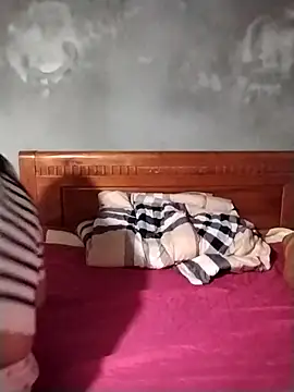 Snapshot of emini-xx chatting on March 29, 2026, 2:13 am emini-xx online show from March 29, 2026, 2:13 am