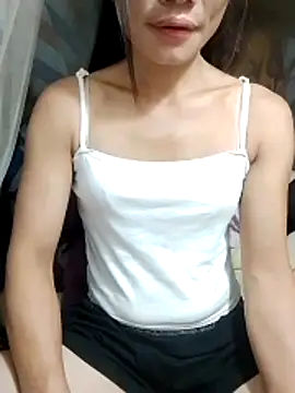 Snapshot of doggy-00 chatting on April 9, 2026, 6:47 pm doggy-00 online show from April 9, 2026, 6:47 pm