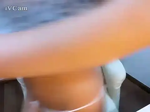 -Marinaa- online show from November 4, 2025, 2:43 pm