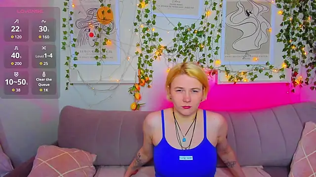 Alice Maurik online show from November 13, 2025, 11:03 am