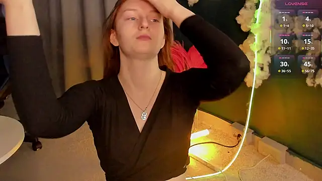 Snapshot of AngelWisee chatting on May 1, 2026, 3:11 am AngelWisee online show from May 1, 2026, 3:11 am