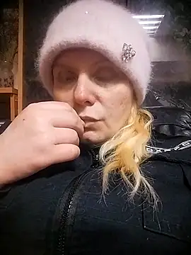 Lana-murr online show from February 18, 2026, 7:10 pm