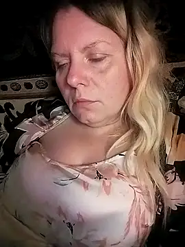 Snapshot of Lana-murr chatting on November 15, 2025, 6:23 pm Lana-murr online show from November 15, 2025, 6:23 pm