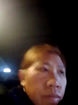 Snapshot of bella-la chatting on January 8, 2026, 12:49 am bella-la online show from January 8, 2026, 12:49 am