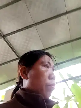 Snapshot of bella-la chatting on November 5, 2025, 12:58 am bella-la online show from November 5, 2025, 12:58 am