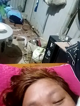 Snapshot of bella-la chatting on February 3, 2026, 10:26 pm bella-la online show from February 3, 2026, 10:26 pm