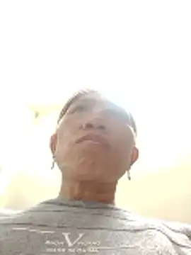 Snapshot of bella-la chatting on January 13, 2026, 12:53 pm bella-la online show from January 13, 2026, 12:53 pm