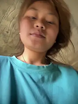 Sophia-123 online show from April 7, 2026, 2:02 am