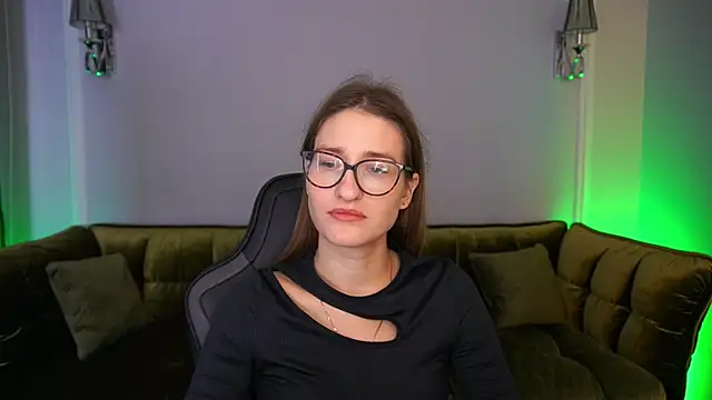 Snapshot of NaughtyNurseVibe chatting on October 31, 2025, 7:16 am NaughtyNurseVibe online show from October 31, 2025, 7:16 am