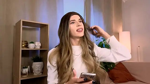 Branda Kelly online show from November 27, 2025, 1:44 pm