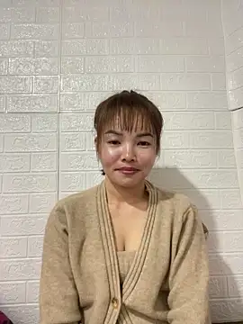 Snapshot of Night_owl111 chatting on December 17, 2025, 9:25 am Night owl111 online show from December 17, 2025, 9:25 am