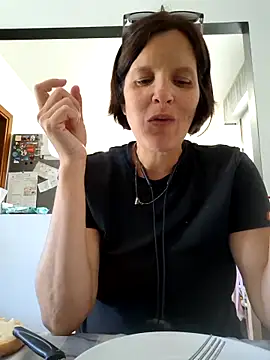 Snapshot of Piediniecollant chatting on June 3, 2026, 10:38 am Piediniecollant online show from June 3, 2026, 10:38 am