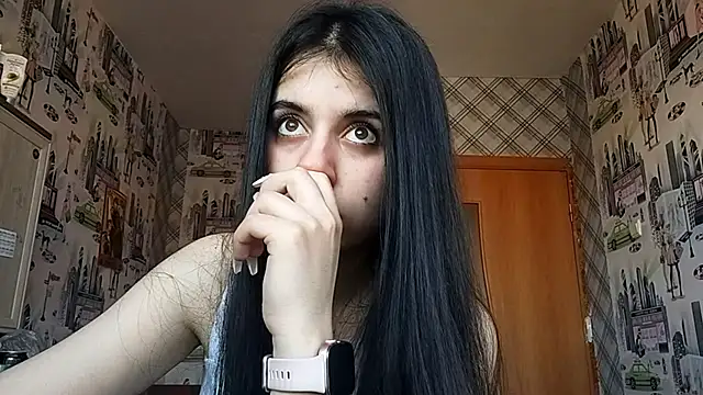 Lina rix online show from December 15, 2025, 1:00 am