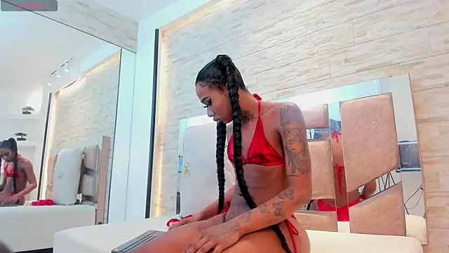 sheinny brown online show from December 4, 2025, 7:35 pm