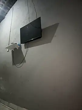 Snapshot of morenahhwy chatting on March 21, 2026, 1:40 am morenahhwy online show from March 21, 2026, 1:40 am