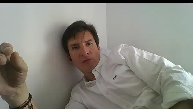 carliesexyman online show from November 20, 2025, 7:36 pm