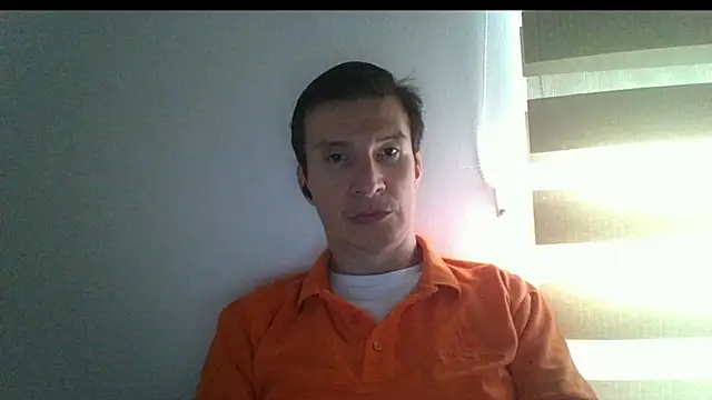 carliesexyman online show from October 31, 2025, 2:13 pm