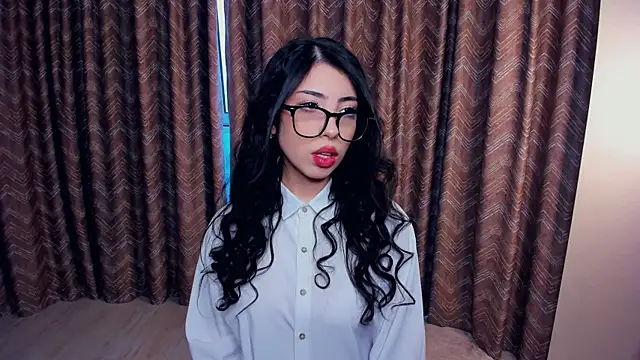 TonjaNeace online show from November 10, 2025, 5:01 am