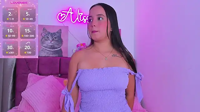 Snapshot of alissonsweet18 chatting on April 22, 2026, 1:51 pm alissonsweet18 online show from April 22, 2026, 1:51 pm