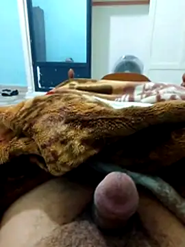 Snapshot of Ayoub_ben27 chatting on March 15, 2026, 10:17 pm Ayoub ben27 online show from March 15, 2026, 10:17 pm