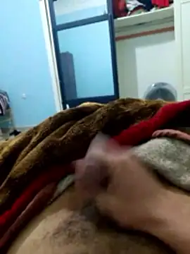 Snapshot of Ayoub_ben27 chatting on March 15, 2026, 12:06 am Ayoub ben27 online show from March 15, 2026, 12:06 am